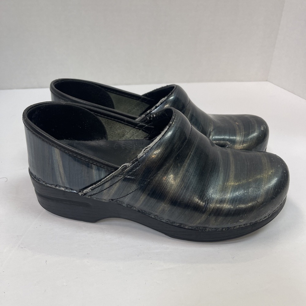 Dansko Clogs 38 - Picture 3 of 8